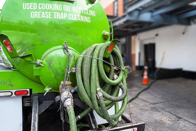 Grease Trap Cleaning of Solon team